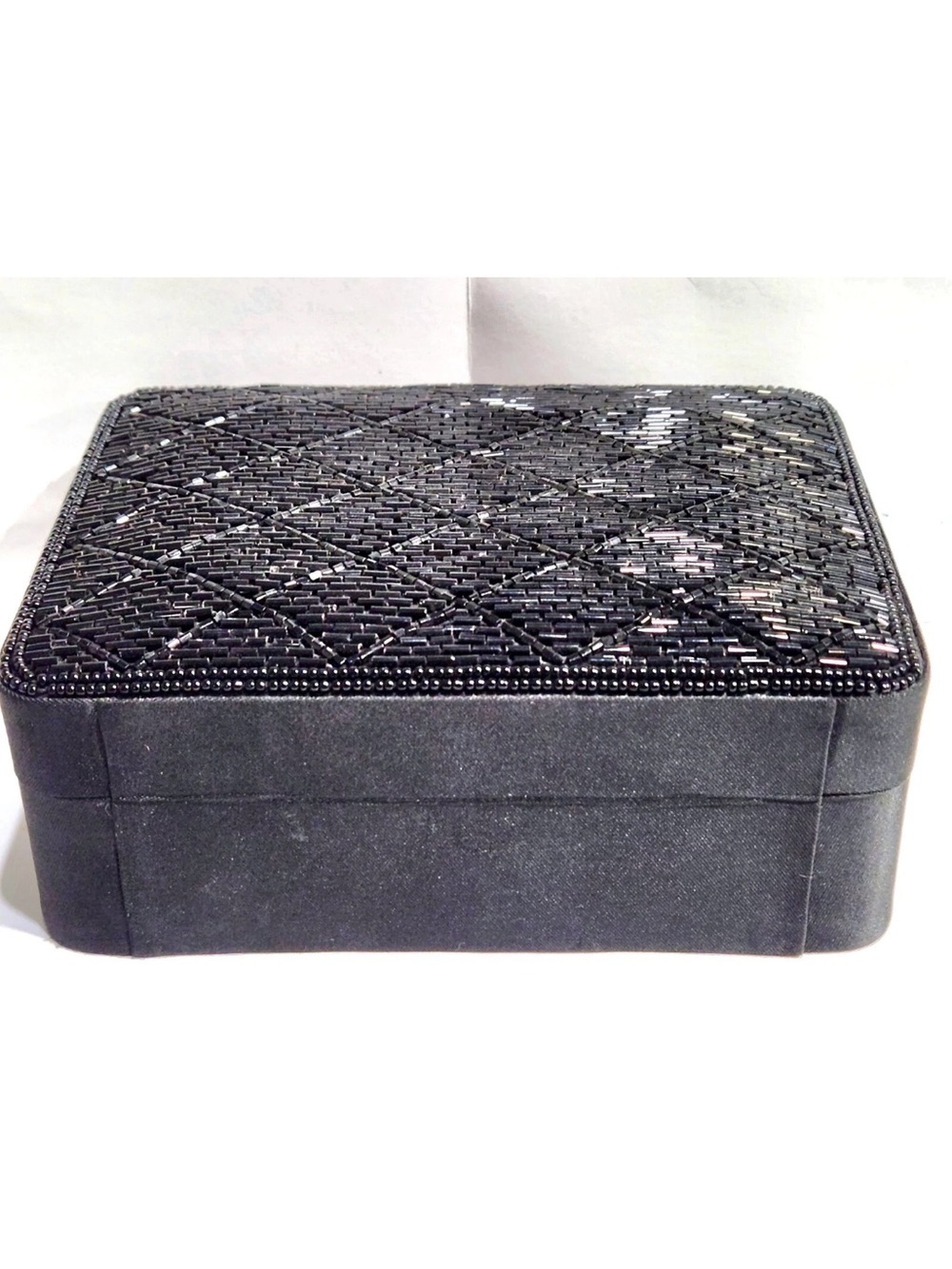 WOMANS BLACK SATIN BEADED EMBELLISHED JEWELRY ORGANIZER BOX SIZE 6 3/4" X 4 3/4"